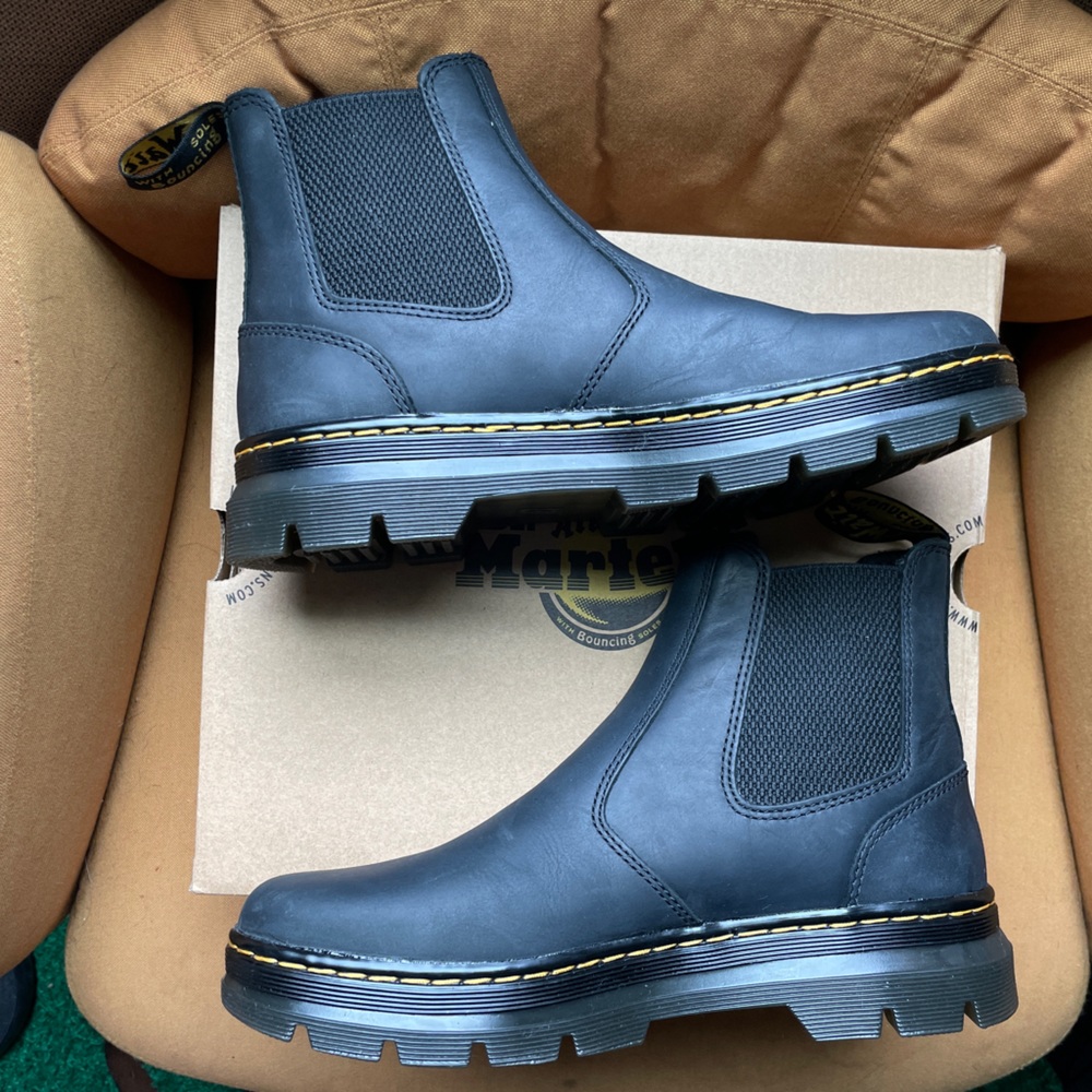 Dr. Martens Embury Chelsea Boot